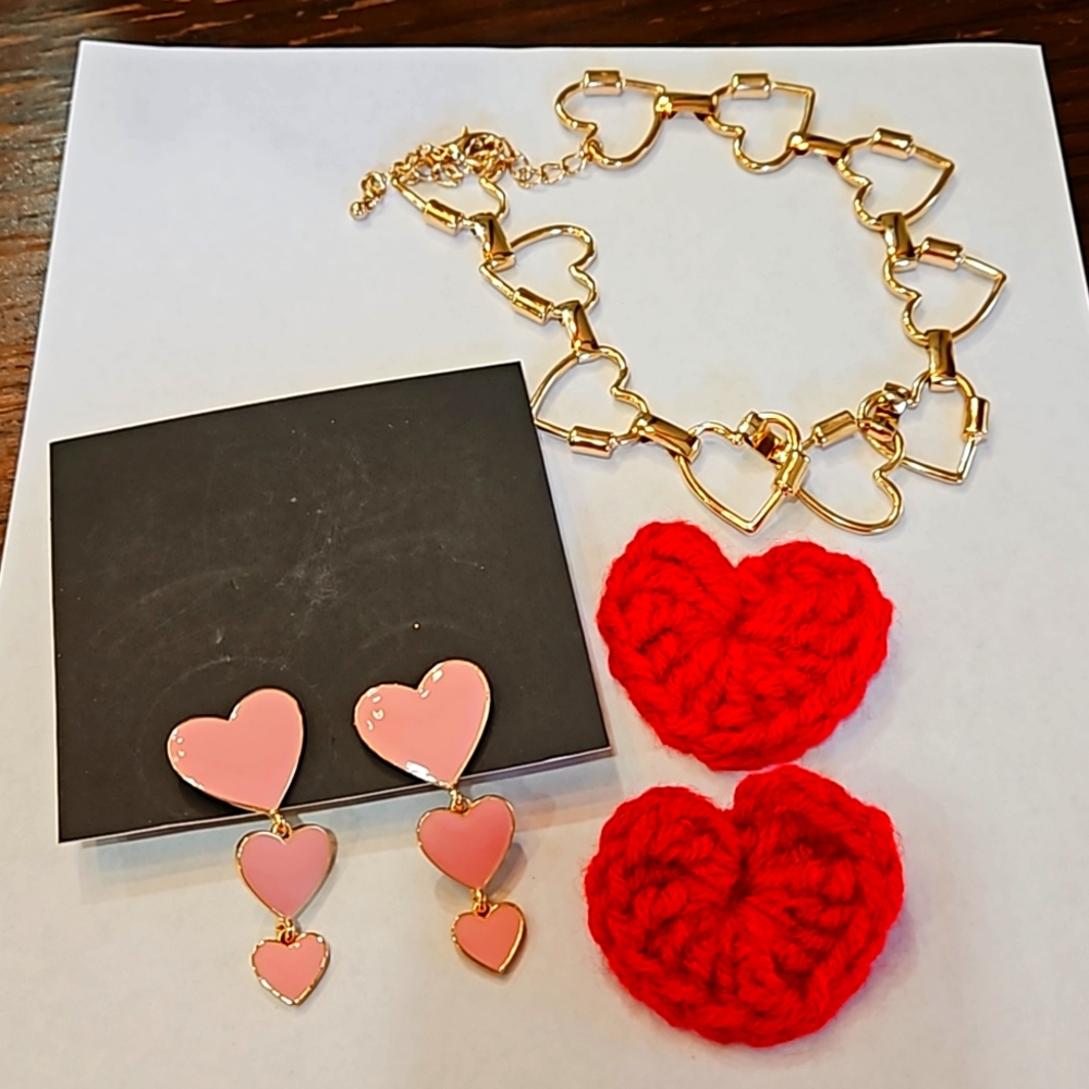3 HEART SET, Necklace, NWT Pink Earrings, 2‎ Red Crochet Hearts